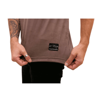 CAMISETA EM SUEDE PREMIUM OPALECENTE